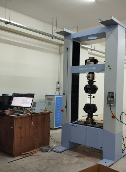 Universal Testing Machine